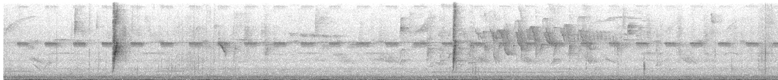 Silver-beaked Tanager - ML659702437